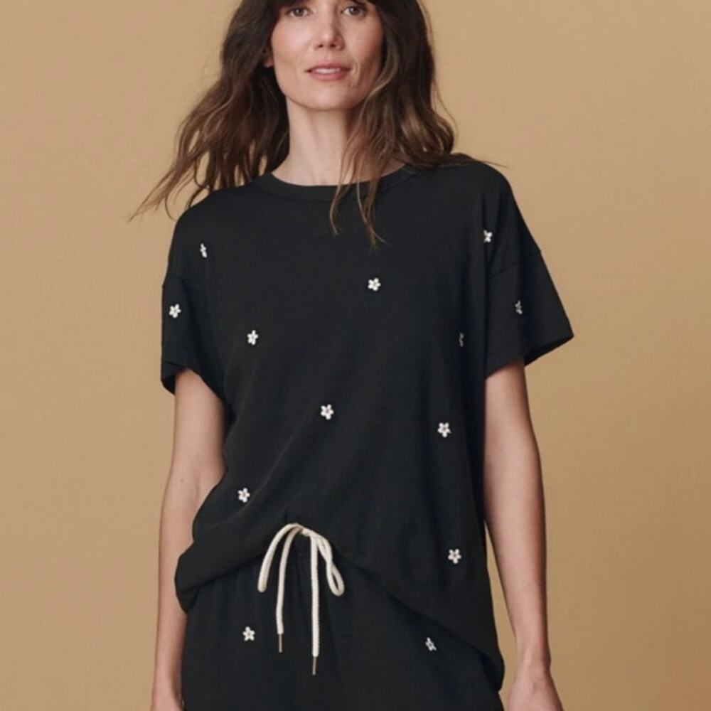 THE GREAT The Boxy Crew Tee Daisy Embroidery Black Size 2 NWT $155 Cotton Read